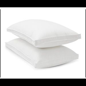 -   hotel collection Goose down pillow soft support queen